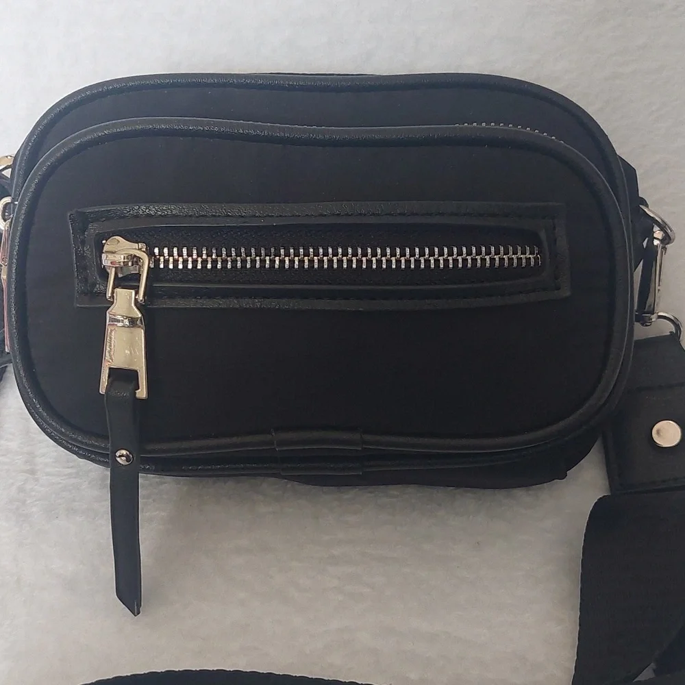Madden NYC Nylon Mini Convertible Belt and Crossbody Camera Bag - Picture 2 of 11